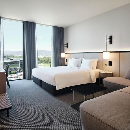 Hyatt Place Melbourne Caribbean Park Scoresby Exteriör bild